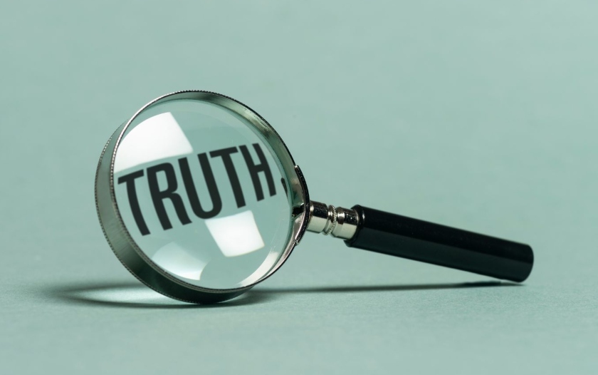 learn the truth about dental implant pain