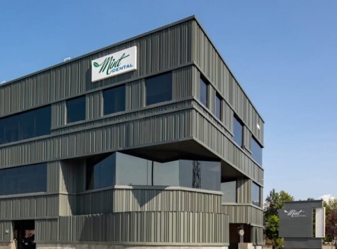 Mint dental building